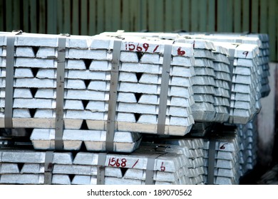 Zinc Ingot In Warehouse