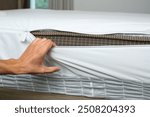 zip mattress encasement, anti bed bug mattress cover, Velcro zip mattress protector, mattress protector with Expand a grip and durable properties