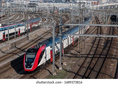 ZURICH, SWITZERLAND - MARCH 19, 2020: Serving Up To 2,915 Trains Per Day, Zürich Main Station Is One Of The Busiest Railway Stations In The World.