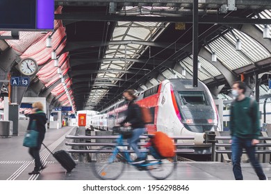 Zurich, Switzerland - September 2020: People At The Central Station During Corona Virus Time