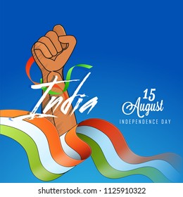 15 de agosto Diseño del Día de la Independencia con ilustración de puño cerrado y bandera nacional india con brillante fondo azul.