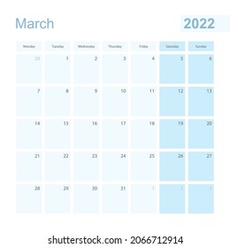 La semana comienza el lunes 22 de marzo, con un planificador mural en color pastel azul. Calendario para marzo de 2022 con cuadrado azul y con el día del mes anterior y siguiente.