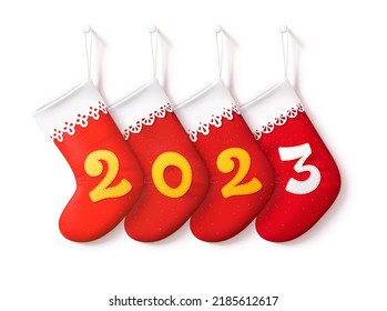 2023. Conjunto de vectores de existencias navideñas caseras. Banner de navidad. 3d bolsas realistas en forma de calcetín para hacer algunos regalos. Calcetines decorativos rojos colgantes con solapas de encaje y números cosidos de Año Nuevo