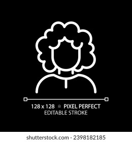Mujer editable en píxeles 2D perfecta con icono blanco de pelo rizado, vector aislado, peinado delgado línea simple ilustración.