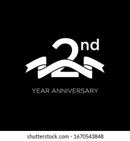 Segundo logotipo negro con icono de número de diseño de cinta	
