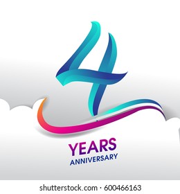 Logo de celebración de 4 años, diseño vectorial de cumpleaños