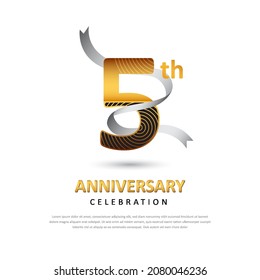 5 Jahre kreatives Logo-Template mit Band. Plakatvorlage für die 5. Veranstaltung. Design für Banner, Magazine, Broschüren, Web, Einladung oder Grußkarte. Vektorgrafik