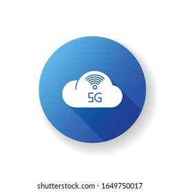 5G Cloud-Dienst blaues flaches Design lange Schattenglyph-Symbol. Cloud-Computing. Remote-Arbeitskräfte. Netzwerkspeicher. Drahtlose Technologie. Schnelle Verbindung. Silhouette RGB Farbillustration