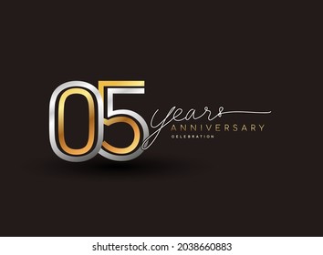 5-jähriges Jubiläum-Logo mit mehrzeiliger Silber- und Goldfarbe einzeln auf schwarzem Hintergrund für Feierlichkeiten.