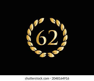 Plantilla de logotipo de anillo de 62 años. Logo De 62 Años Con Anillo De Oro Aislado En Fondo Negro, Para Cumpleaños, Aniversario Y Celebración De La Compañía