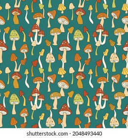 Patrón sin fisuras del vector de hongos retro de los años 70. Groovy patrón de repetición floral vintage con hongos, mosca agaric. Huella hippie de setas para papel pintado, pancarta, tela, envoltura. Antecedentes abstractos