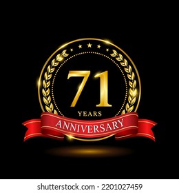 Diseño de la plantilla de 71 años Aniversario, con anillo brillante y cinta roja, corona laurel aislada en fondo negro, vector logo