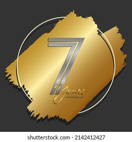 Logotipo del séptimo aniversario. Diseño de planilla de celebración del aniversario para folletos, folletos, revistas, afiches de folletos, banner, web, invitación o tarjeta de saludo. Ilustraciones vectoriales.