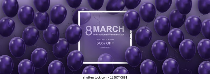 Afiche o pancarta horizontal del Día de la Mujer con globos violetas, sobre fondo violento. Plantilla de promoción y compra o fondo para el concepto de Amor y Día de la Mujer. EPS10