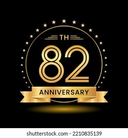 82º Aniversario, diseño de plantilla perfecto para la celebración del aniversario con color oro para folletos, folletos, revistas, afiches de folletos, web, invitación o tarjeta de saludo. Plantilla de vector