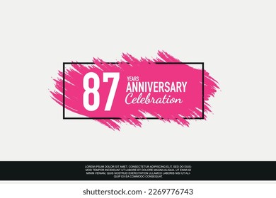 Celebración del aniversario de 87 años diseño vectorial rosa en marco negro sobre fondo blanco logotipo de ilustración abstracta	
