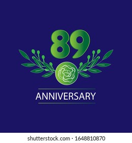 89 años. Tarjeta de saludo decorativa floral para celebración