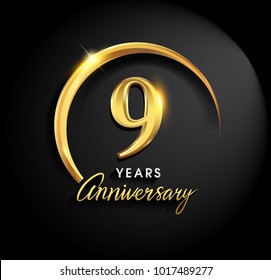 Celebración del 9 aniversario. Logo del aniversario con color dorado de anillo y elegancia aislado en fondo negro, diseño vectorial para celebración, tarjeta de invitación y tarjeta de saludo