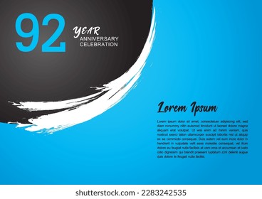 92 años de celebración logotipo sobre fondo azul para afiche, banner, volante, folleto, folleto, web, invitaciones, tarjeta de saludo. diseño de números 92, invitación al 92º cumpleaños, logo del aniversario