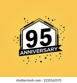 Logo del 95º aniversario, celebración del cumpleaños del diseño vectorial con diseño aislado geométrico.
