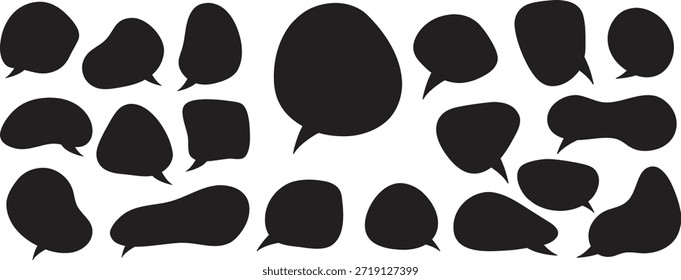 Formas de bolha de fala preta abstrata definidas no plano de fundo branco. Diálogo criativo e elementos de comunicação para mensagens, bate-papo e design de conversa. Ícones de silhueta mínima ideal para quadrinhos e IU.
