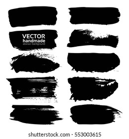 Trazos gruesos y gruesos en negro abstractos aislados sobre un fondo blanco