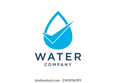 Resumen de caída de agua azul. Plantilla de diseño del logotipo del vector