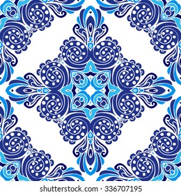 Abstract damask seamless ornamental vector pattern for fabric
