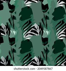 Resumen del patrón diagonal a partir de una imagen modificada de un bosque de otoño mixto. Ornamento diagonal en colores naturales del camuflaje del bosque de otoño.