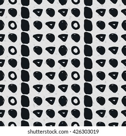 Abstract doodle seamless pattern. Black and white geometric shapes.