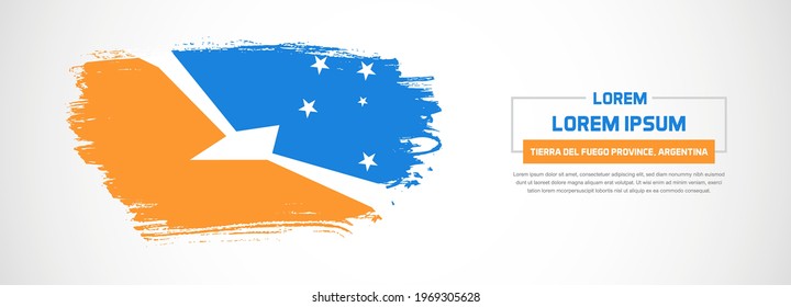 Abstrakte Flagge der Provinz Tierra del Fuego, Argentinien auf handgezeichnet Pinselstriche. Fröhlicher Nationalfeiertag mit grauem Hintergrund