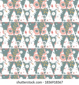 Flores y triángulos abstractos, fondo geométrico en un patrón vectorial incoloro, blanco y azul.