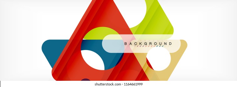 Fondo geométrico abstracto. Triángulos superpuestos modernos. Formas de color inusuales para el mensaje. Presentación empresarial o tecnológica, plantilla de portada de aplicaciones