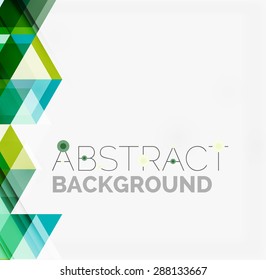 Fondo geométrico abstracto. Triángulos superpuestos modernos. Formas de color inusuales para el mensaje. Presentación empresarial o tecnológica, plantilla de portada de aplicaciones