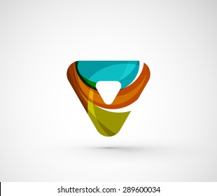 Resumen del triángulo del logotipo de la compañía geométrica, flecha. Ilustración vectorial del concepto de forma universal hecho de varios elementos superpuestos de ondas