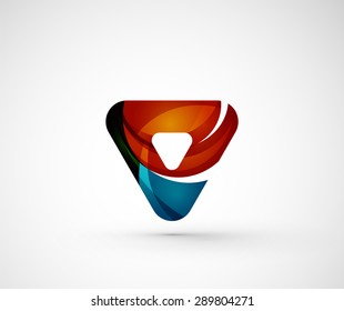 Resumen del triángulo del logotipo de la compañía geométrica, flecha. Ilustración vectorial del concepto de forma universal hecho de varios elementos superpuestos de ondas