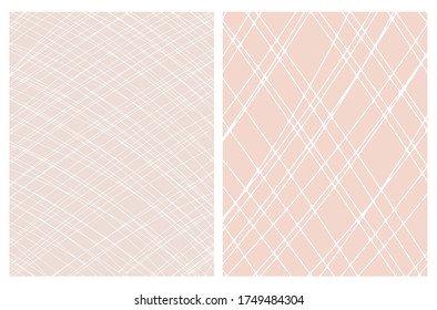 Abstrakte Geometrische Layouts. Unregelmäßige handgezeichnete Schriftzeichen auf hellrosa und rosa Hintergründen. Funny Simple Creative Design. Infantile Style Stripes und Grid Graphic.