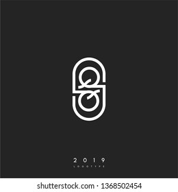 abstract geometric rounded long capsule circle modern lines QQ logo letter design concept