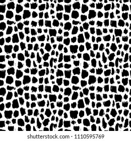 Abstract geometric seamless hand drawn pattern. Modern grunge texture. Monochrome brush painted background.