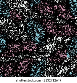 Abstract geometric seamless pattern in doodle style with color segments.
