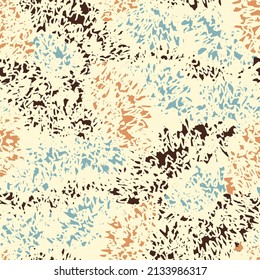 Abstract geometric seamless pattern in doodle style with color segments.
