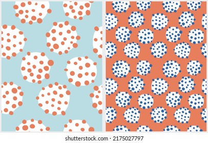 Abstract Geometric Seamless Vector Patterns. Simple Hand Drawn Irregular Dots Isolated on a Pastel Blue and Red Backgroud. Dotted Print ideal for Fabric, Textile, Wrapping Paper.