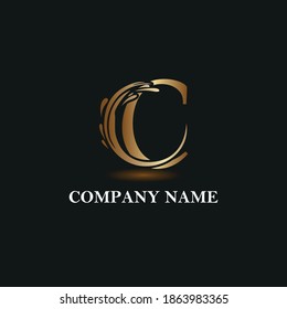 Abstrakter Goldener Buchstabe C Anfangslogotyp. Luxuriöse und elegante Logo-Design-Vorlage.