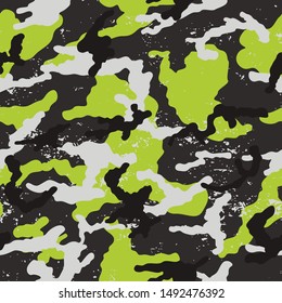 Abstract Grunge Camo Background Vector. Seamless Modern Camouflage Pattern with Splatter Texture.