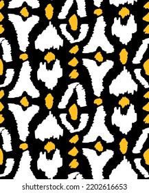 Abstract Hand Drawing Bohemian Ikat Ethnic Tribal Leopard Animal Skin Geometric Shapes Seamless Vector Upholstery Pattern Isolated Background
