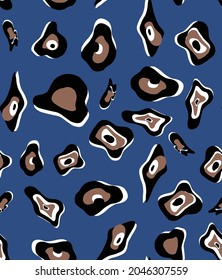 Abstract Hand Drawing Large Geometric Evil Eye Bead Shaped Leopard Skin Seamless Vector Pattern Isolated Navy Blue Background