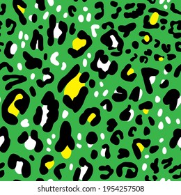 Abstract Hand Drawing Leopard Cheetah Skin Shapes Repeating Vector Pattern Isolated Background 
