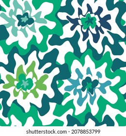 Abstract Hand Drawing Retro Wavy Geometric Flowers Seamless Vector Pattern Isolated Background