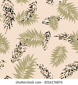 Abstract Hand Drawing Tropical Palm Leaves Seamless Summer Concept Vector Pattern Isolated Background