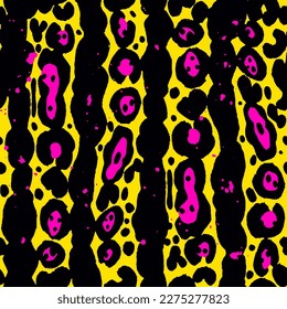 Abstract Hand Drawing Vertical Striped Large Leopard Cheetah Animal Skin Shapes Ink Stains Seamless Vector Pattern Isolated Background